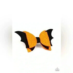 Paparazzi Hair Accessories - Bat Bow